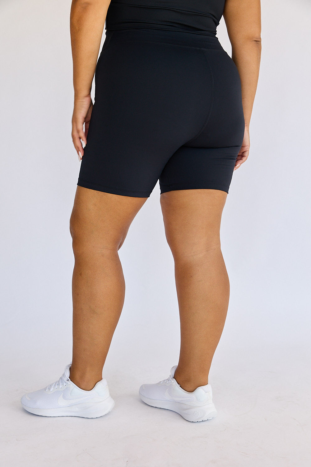Bermuda Fitness Plus Size Preta