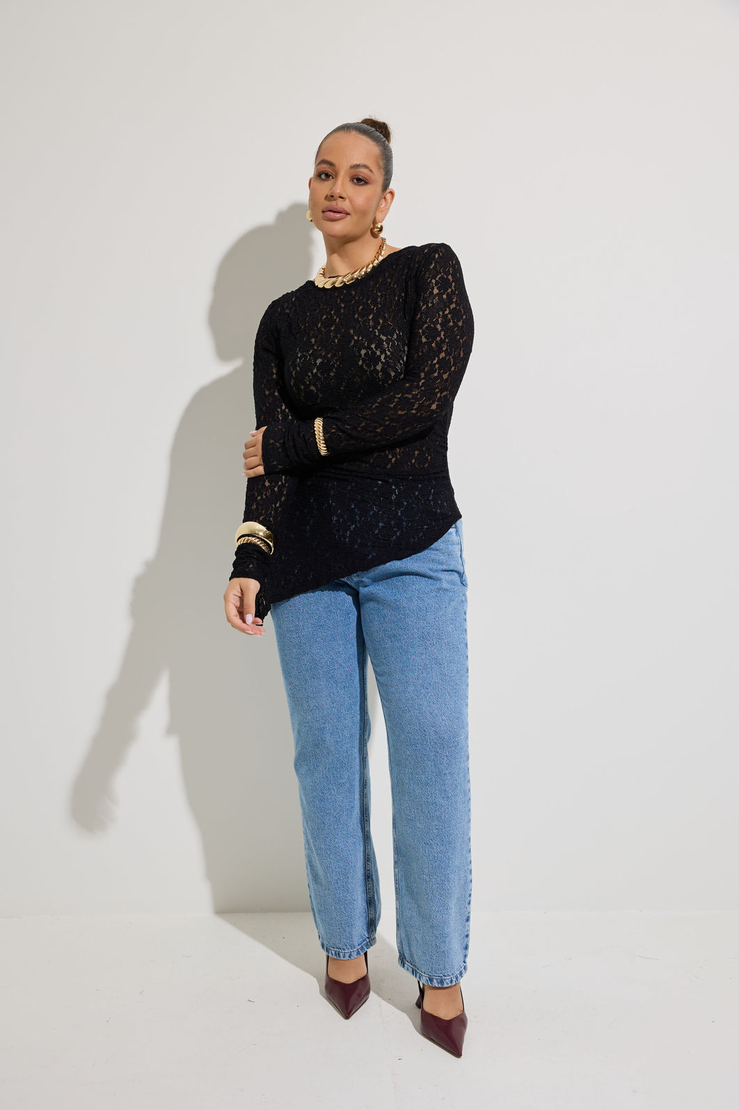 Blusa Celina Assimétrica Renda Preta Blusa Celina Assimétrica Renda Preta