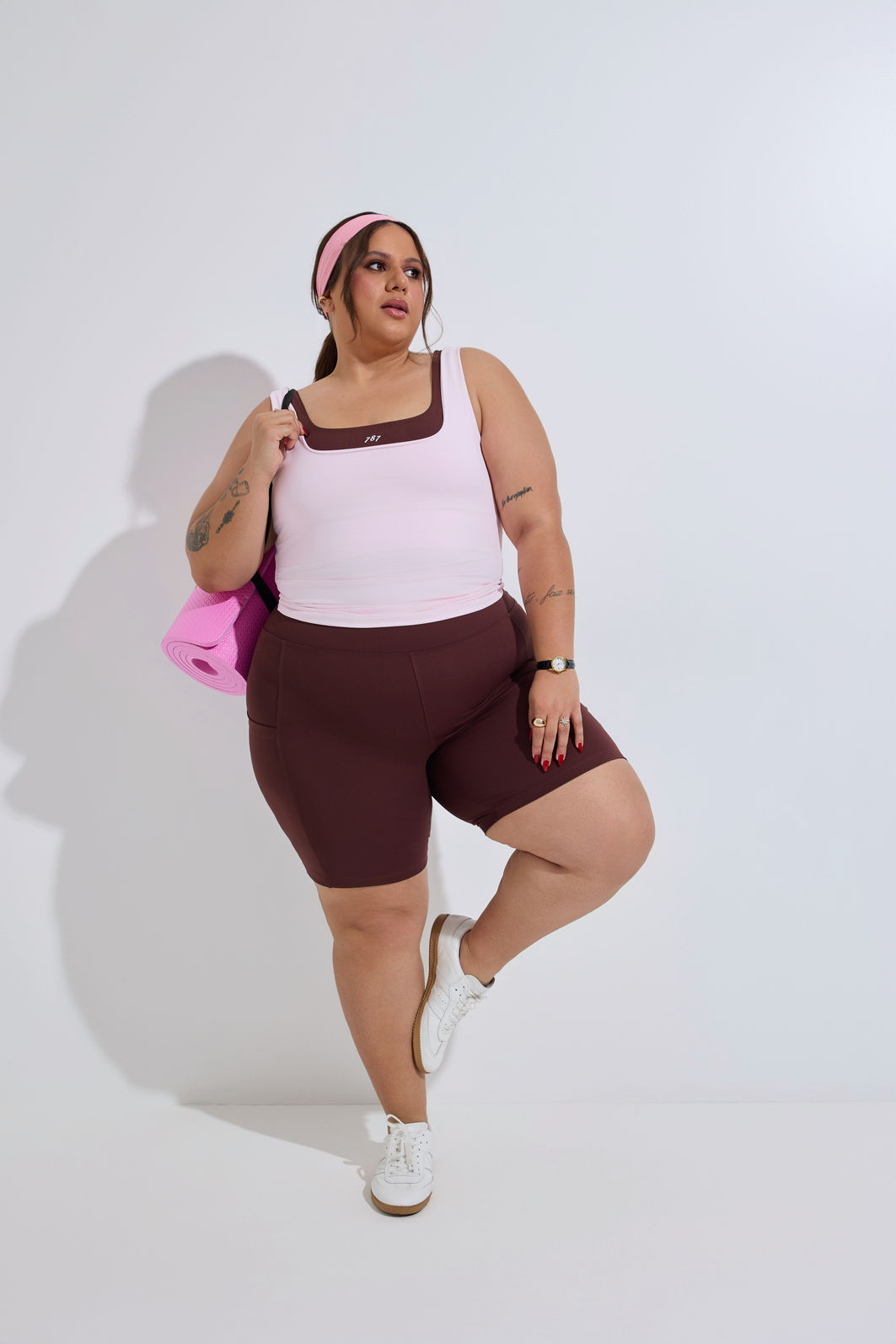Bermuda Fitness Plus Size com Bolso Mocha Bermuda Fitness Plus Size com Bolso Mocha