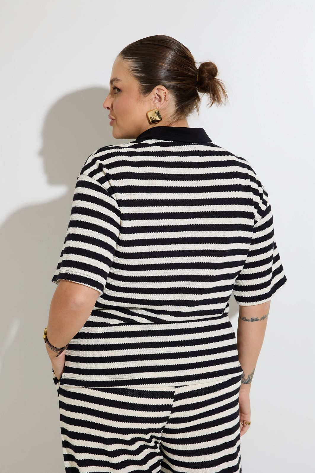 Blusa Polo Crochet Listrada