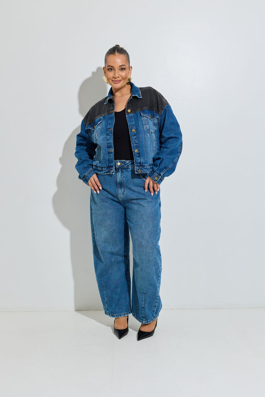 Calça Jeans Plus Size Barrel Jenni Calça Jeans Plus Size Barrel Jenni