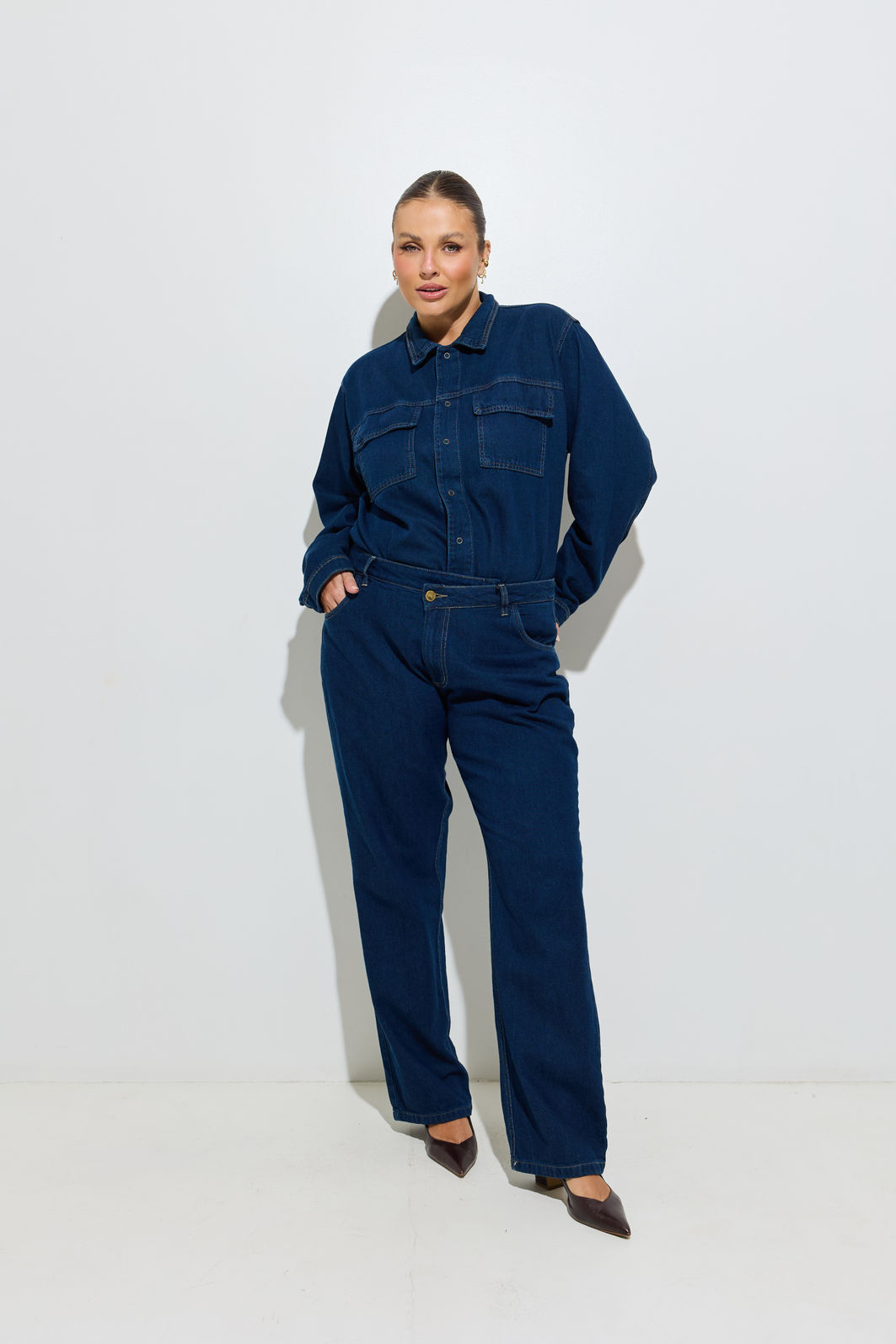 Calça Jeans Cintura Cruzada Plus Size Maria Laura