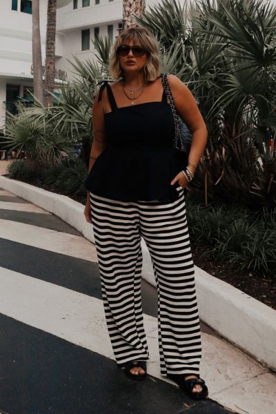 Pantalona Crochet Listrado Preto e Branco