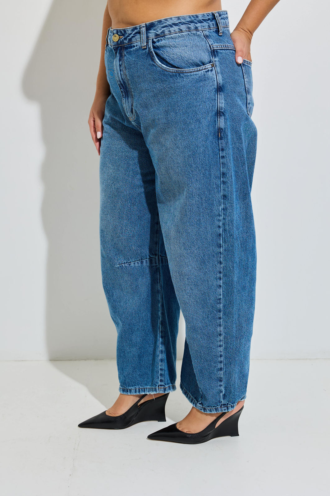 Calça Jeans Plus Size Barrel Jenni Calça Jeans Plus Size Barrel Jenni