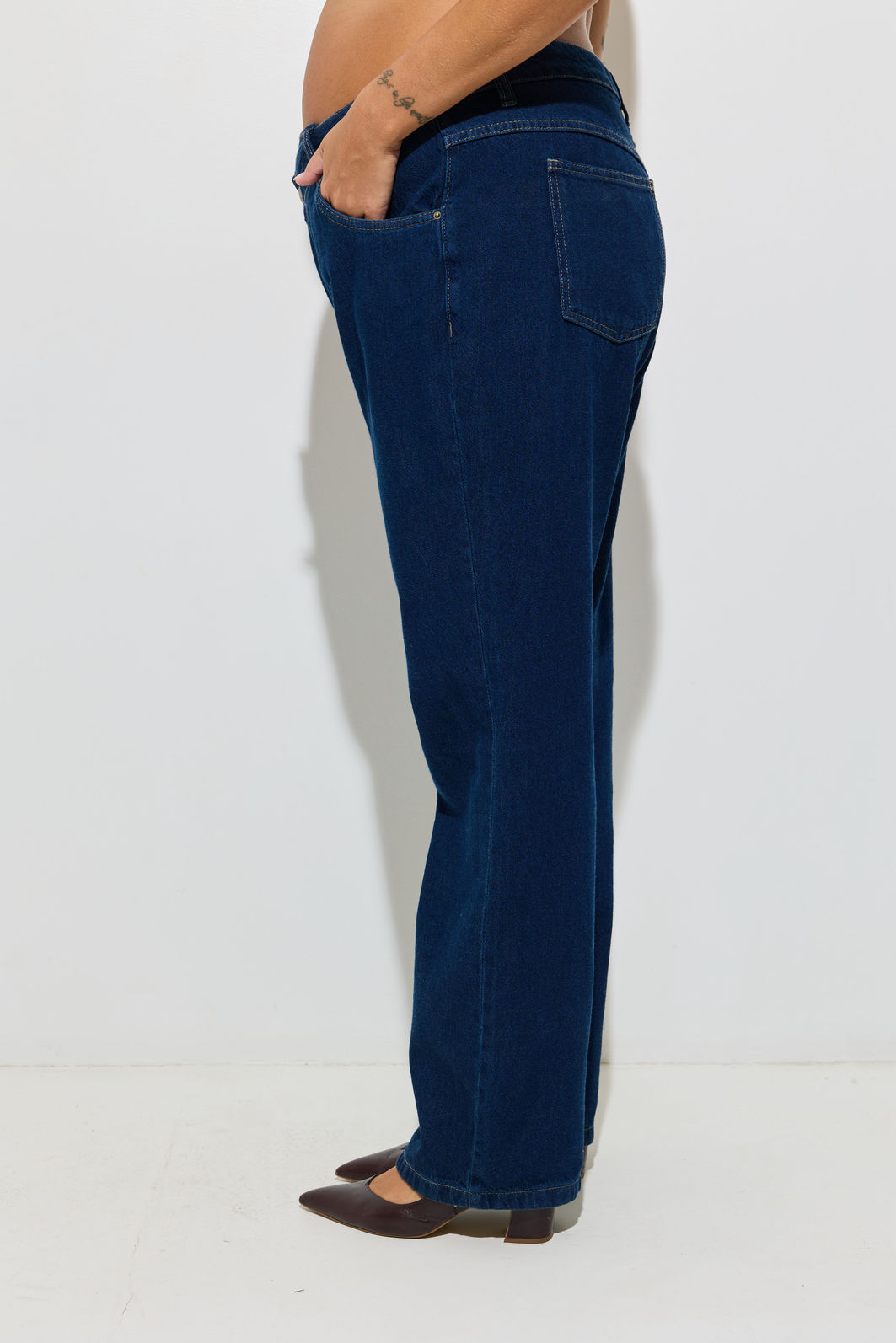 Calça Jeans Cintura Cruzada Plus Size Maria Laura