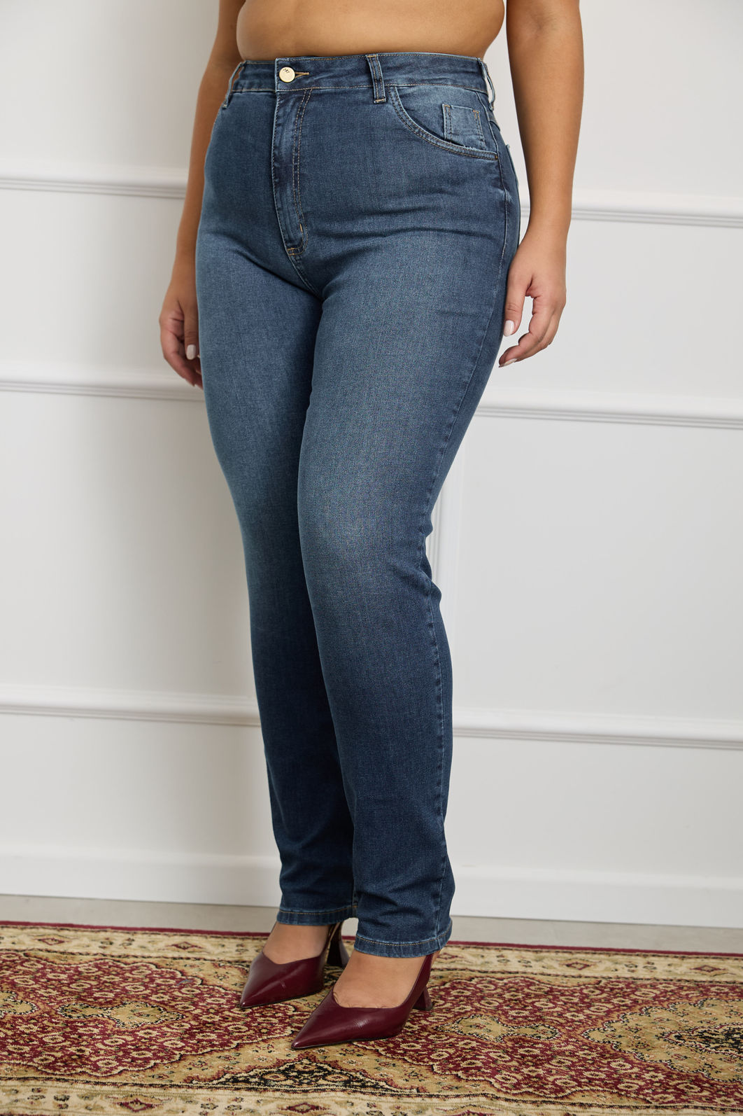 Calça Jeans Reta Com Elastano Plus Size Laissa