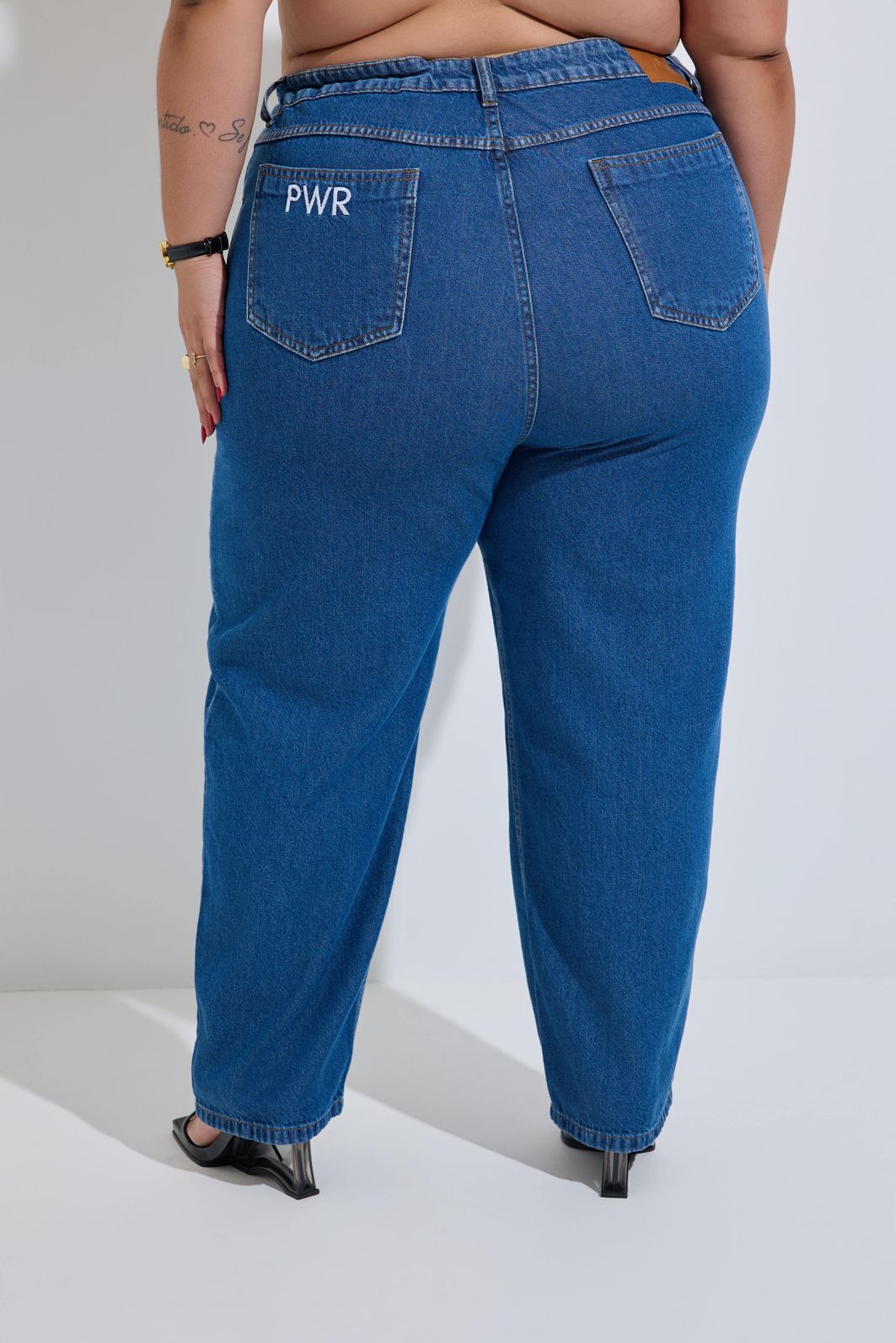 Calça Mom Jeans Plus Size Vanessa Calça Mom Jeans Plus Size Vanessa
