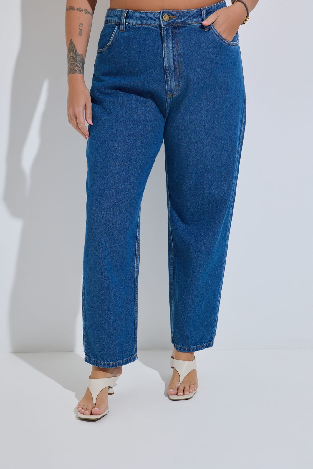 Calça Mom Jeans Plus Size Vanessa Calça Mom Jeans Plus Size Vanessa