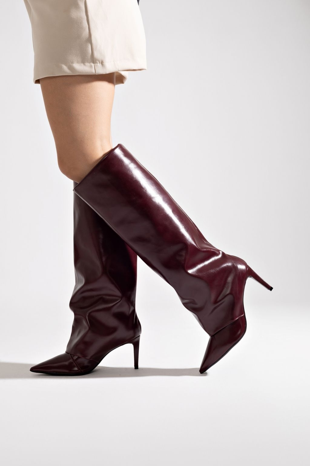 ZAFIRA - BOTA FEMININA CAPA MARSALA Delfim Shoes - Loja Virtual