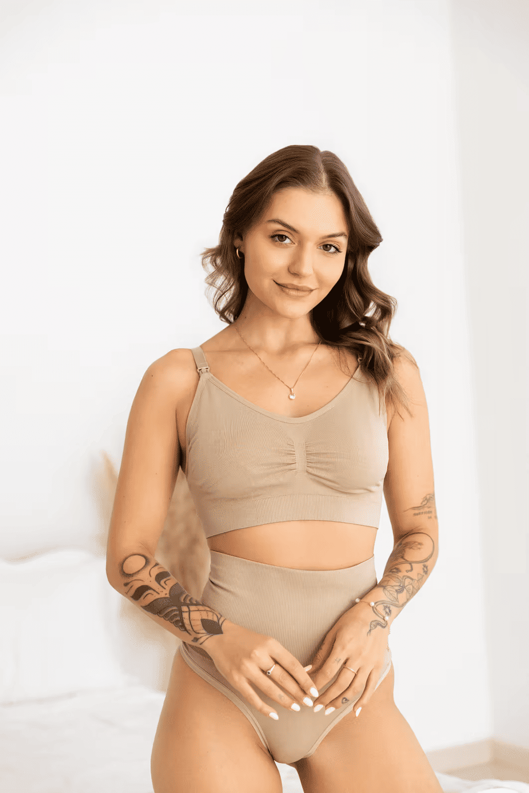 Calcinha Modeladora Pós Parto - Fio Sem Costura - Bege Calcinha Modeladora Pós Parto - Fio Sem Costura - Bege