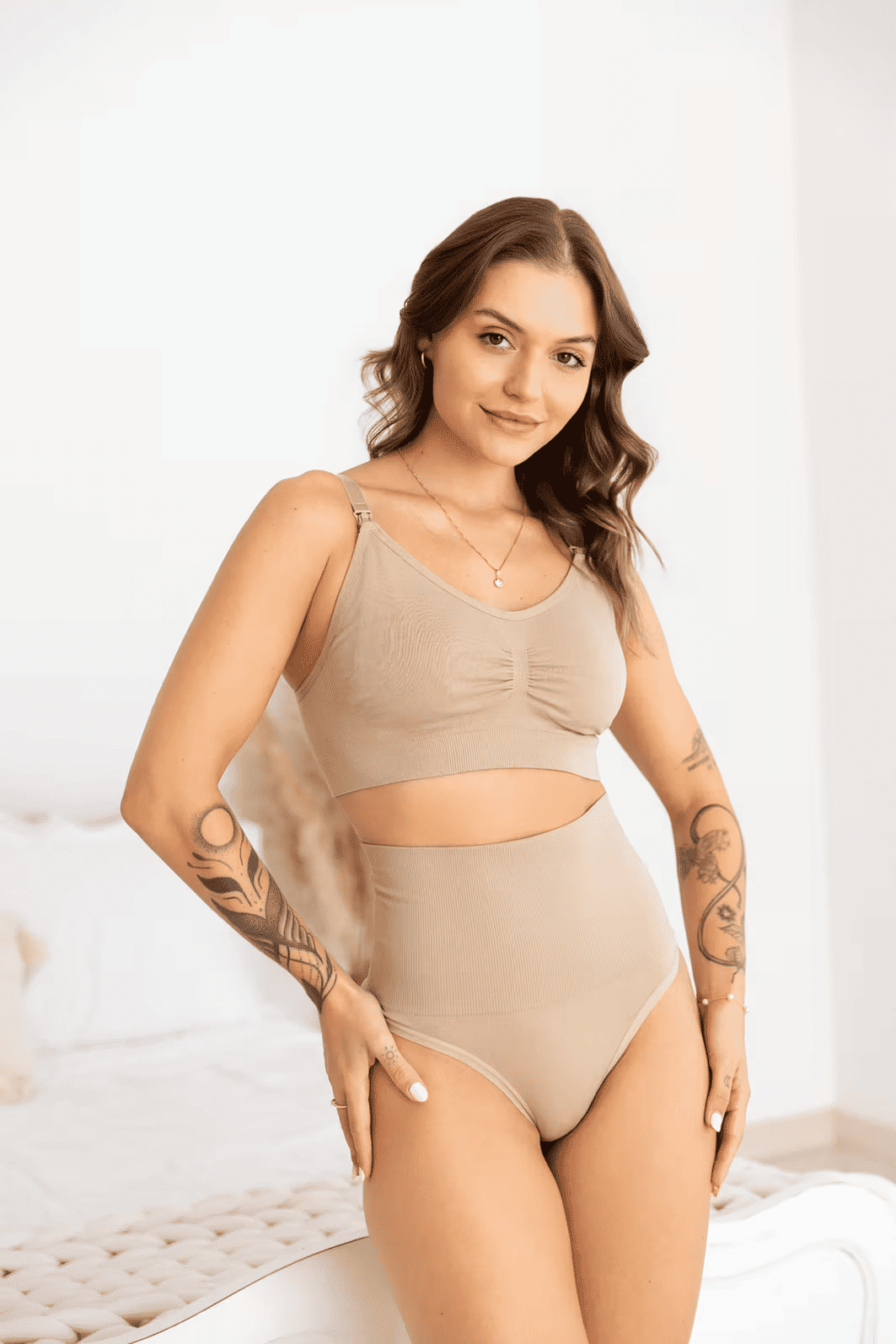 Calcinha Modeladora Pós Parto - Fio Sem Costura - Bege Calcinha Modeladora Pós Parto - Fio Sem Costura - Bege