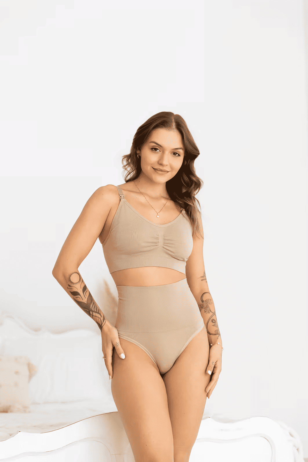 Calcinha Modeladora Pós Parto - Fio Sem Costura - Bege Calcinha Modeladora Pós Parto - Fio Sem Costura - Bege
