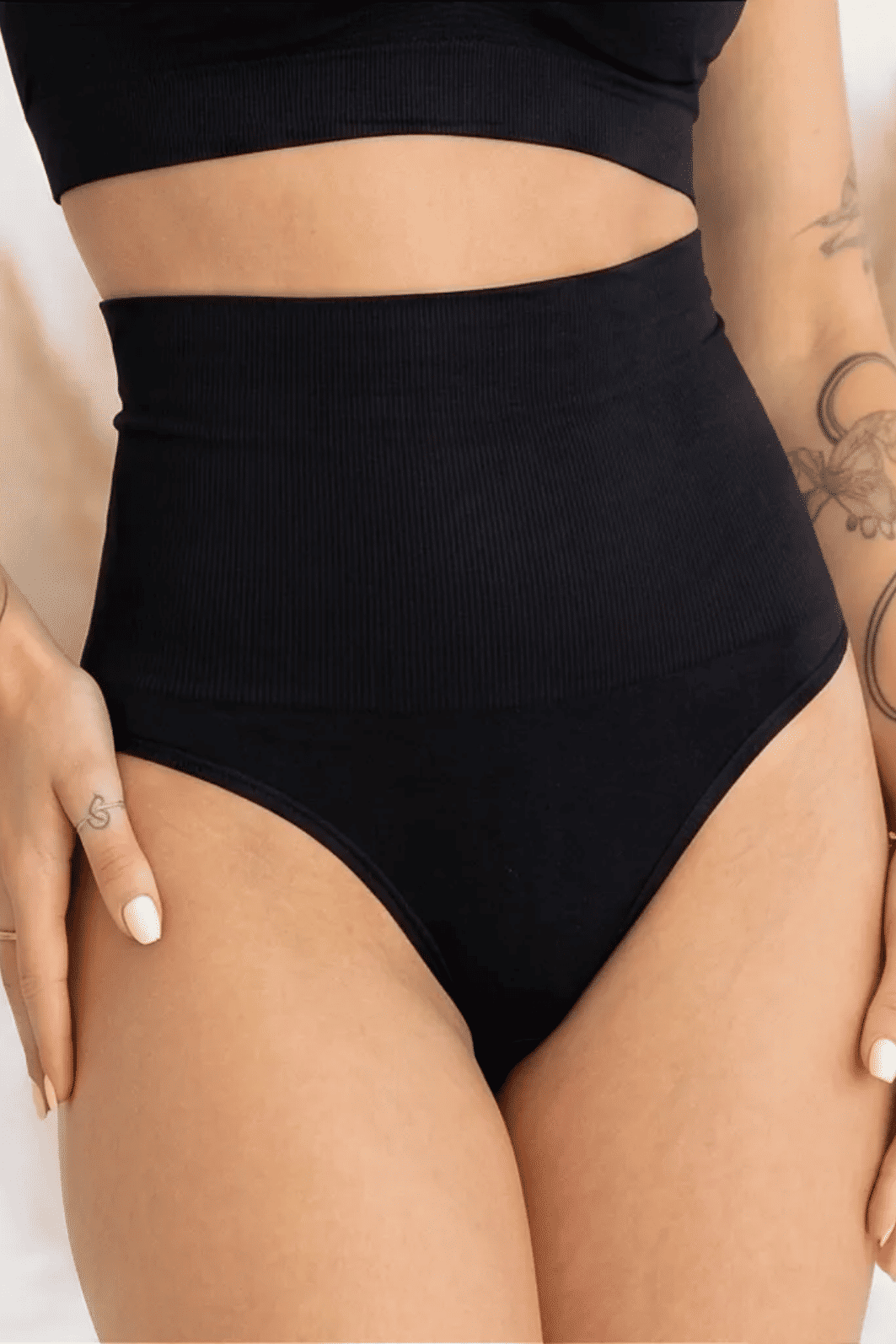 Kit 2 Calcinhas Pós Parto Tanga Modeladora Sem Costura Média Compressão