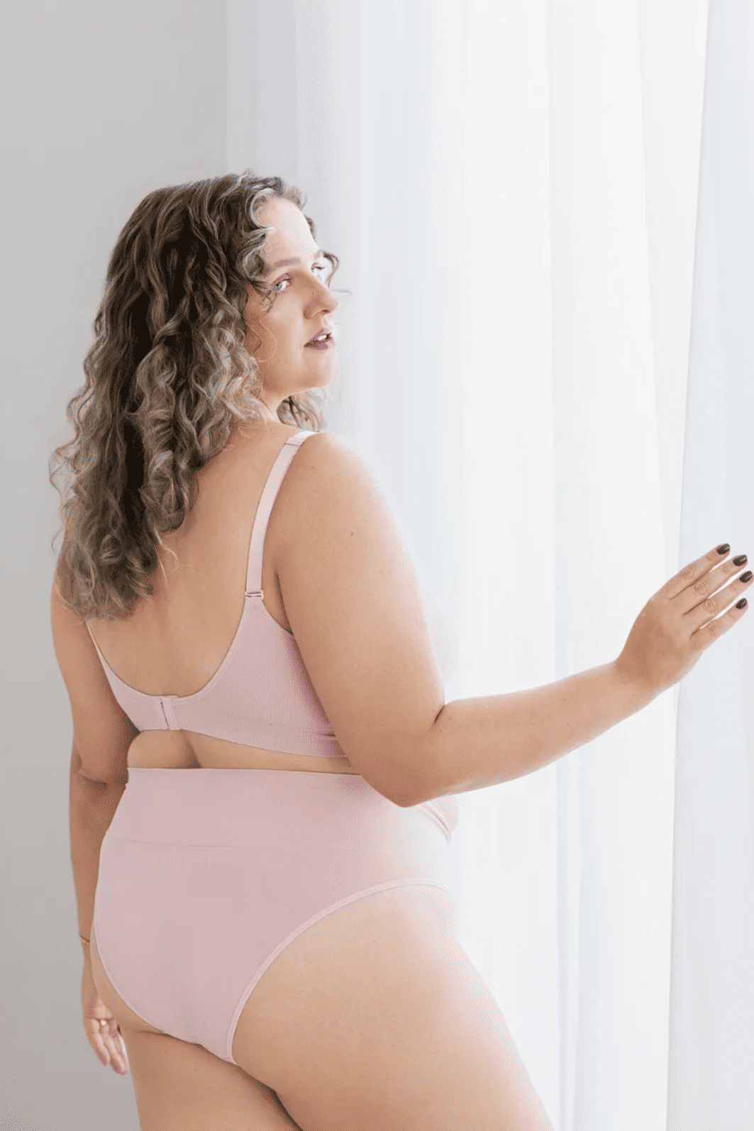 Kit 2 Sutiãs Amamentação Sem Costura Plus Size - Zee Rucci Kit 2 Sutiãs Amamentação Sem Costura Plus Size - Zee Rucci