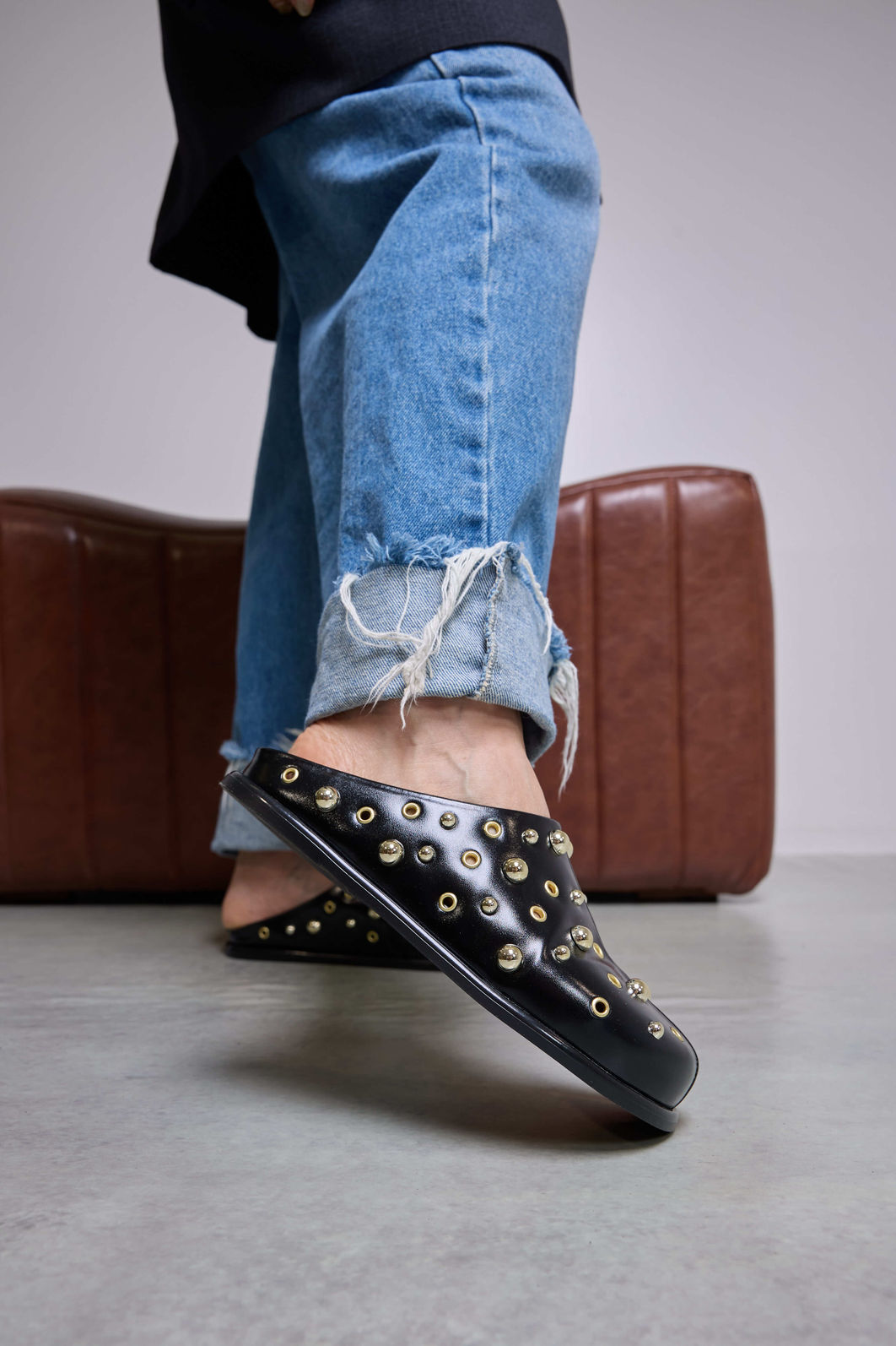 MORGAN - CLOG FEMININO TACHAS PRETO