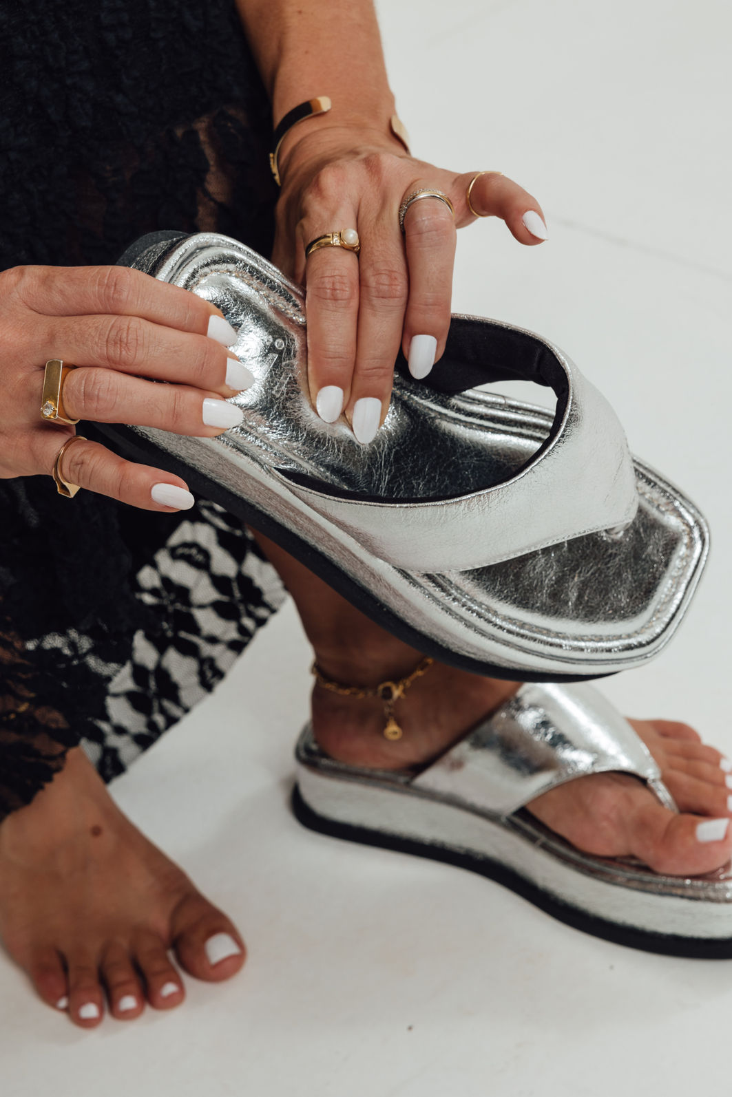 BÚZIOS - CHINELO FLATFORM FEMININO PRATA