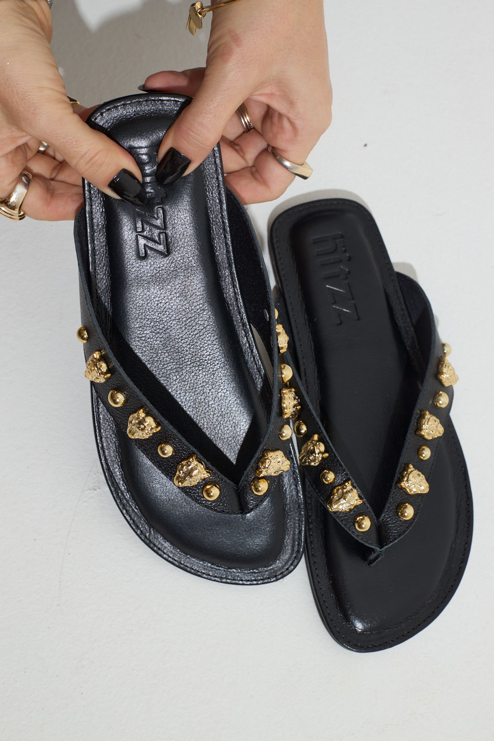 isis-chinelo-flatform-feminino-couro-preto ISIS - CHINELO FLATFORM FEMININO COURO PRETO