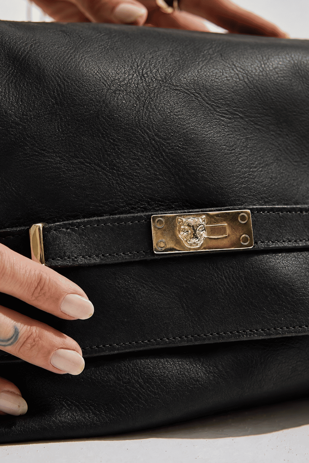 vick-bolsa-feminina-couro-preta BOLSA FEMININA COURO OMBRO PRETO - VICK