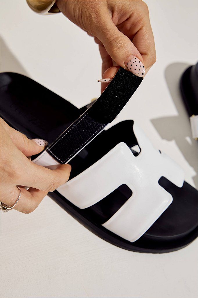 ZALICA - PAPETE ANATÔMICA FEMININA VELCRO BRANCO ZALICA - PAPETE ANATÔMICA FEMININA VELCRO BRANCO