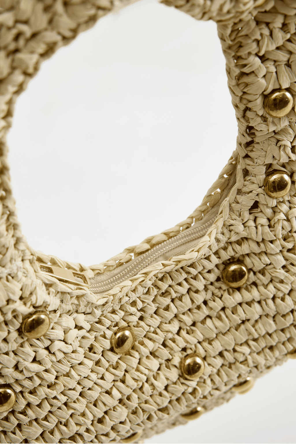 BOLSA FEMININA PALHA TACHAS DOURADAS - CRETA BOLSA FEMININA PALHA TACHAS DOURADAS - CRETA