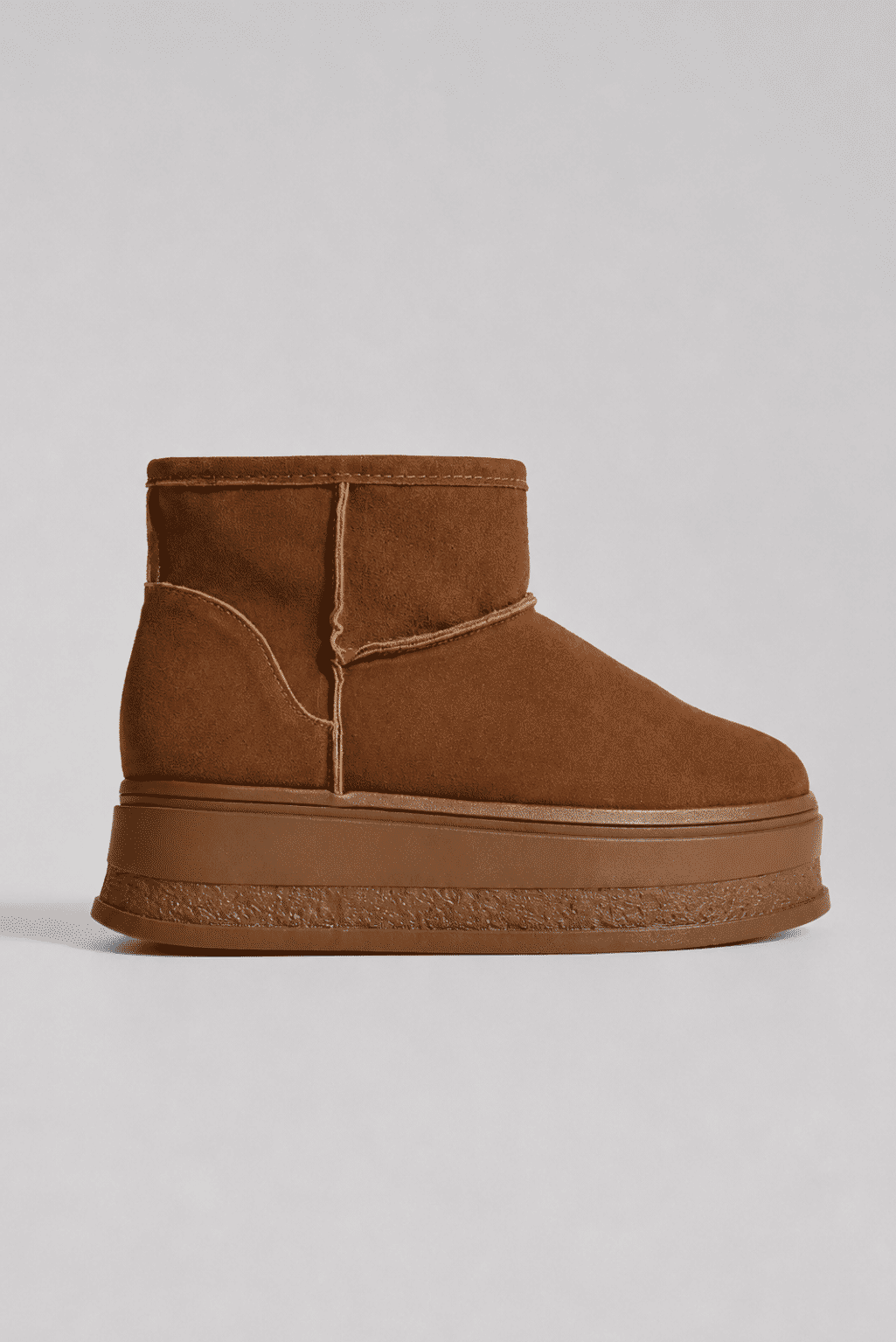 HIORI - BOTA FEMININA PELUCIADA COURO BEGE HIORI - BOTA FEMININA PELUCIADA COURO BEGE