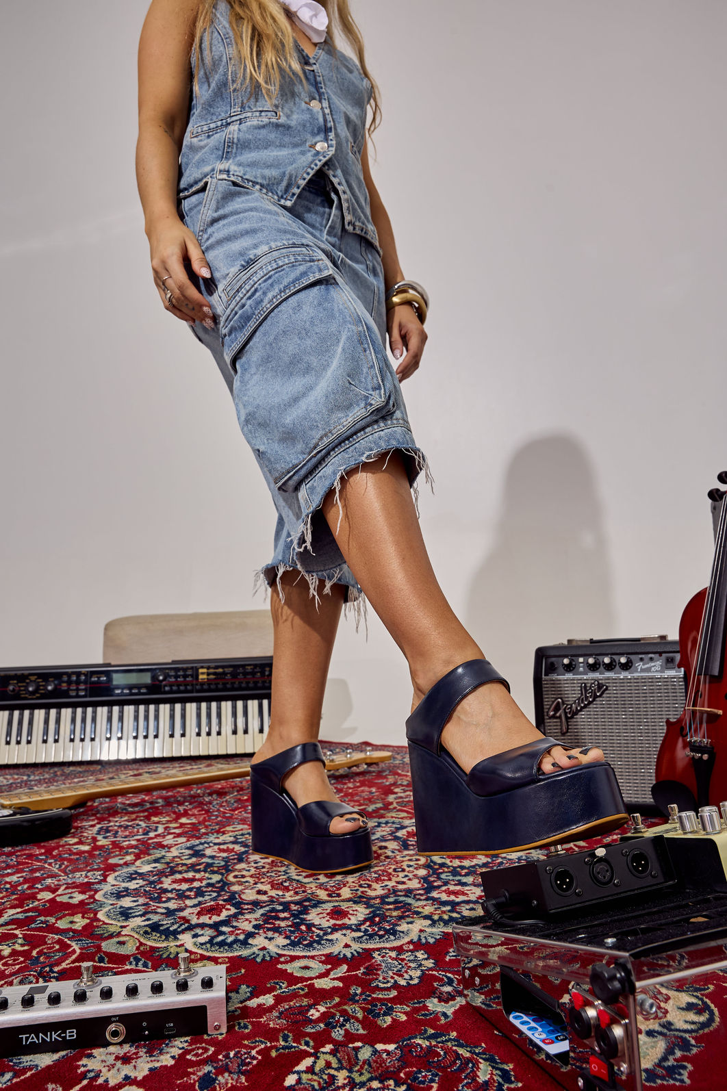MILEY - TAMANCO PLATAFORMA FEMININO AZUL ESCURO MILEY - TAMANCO PLATAFORMA FEMININO AZUL ESCURO