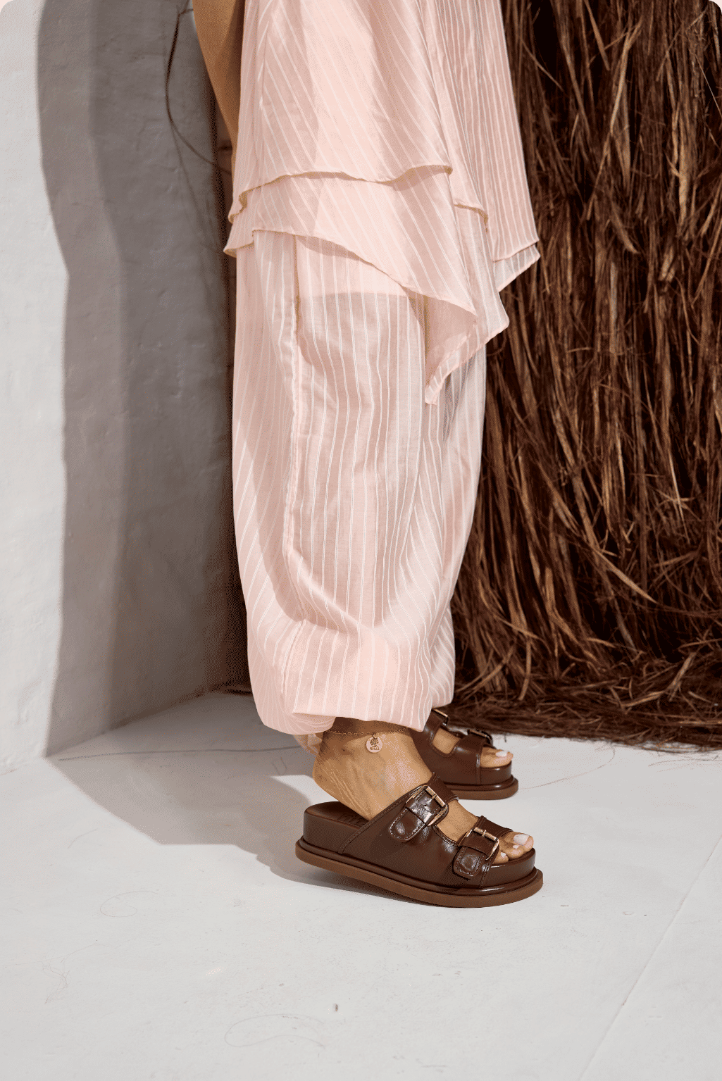 CAPUCINE- FLATFORM PAPETE FEMININA FIVELAS MARROM