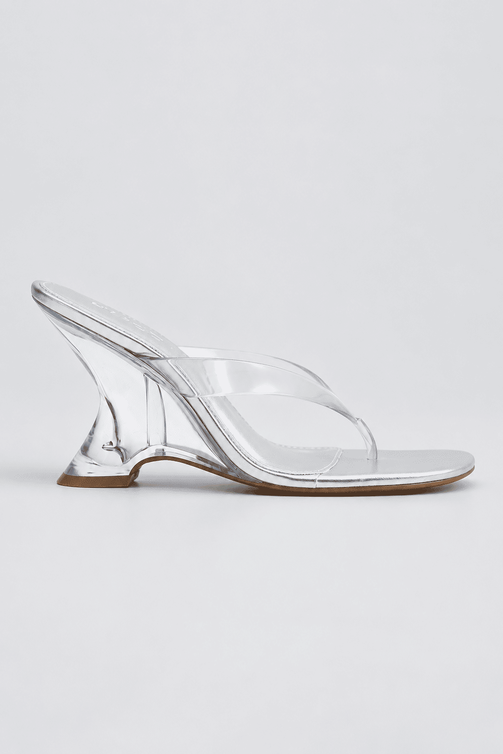 nic-tamanco-femininop-tira-de-dedo-transparente Tamanco Feminino Kendall Transparente com vinil vista lateral