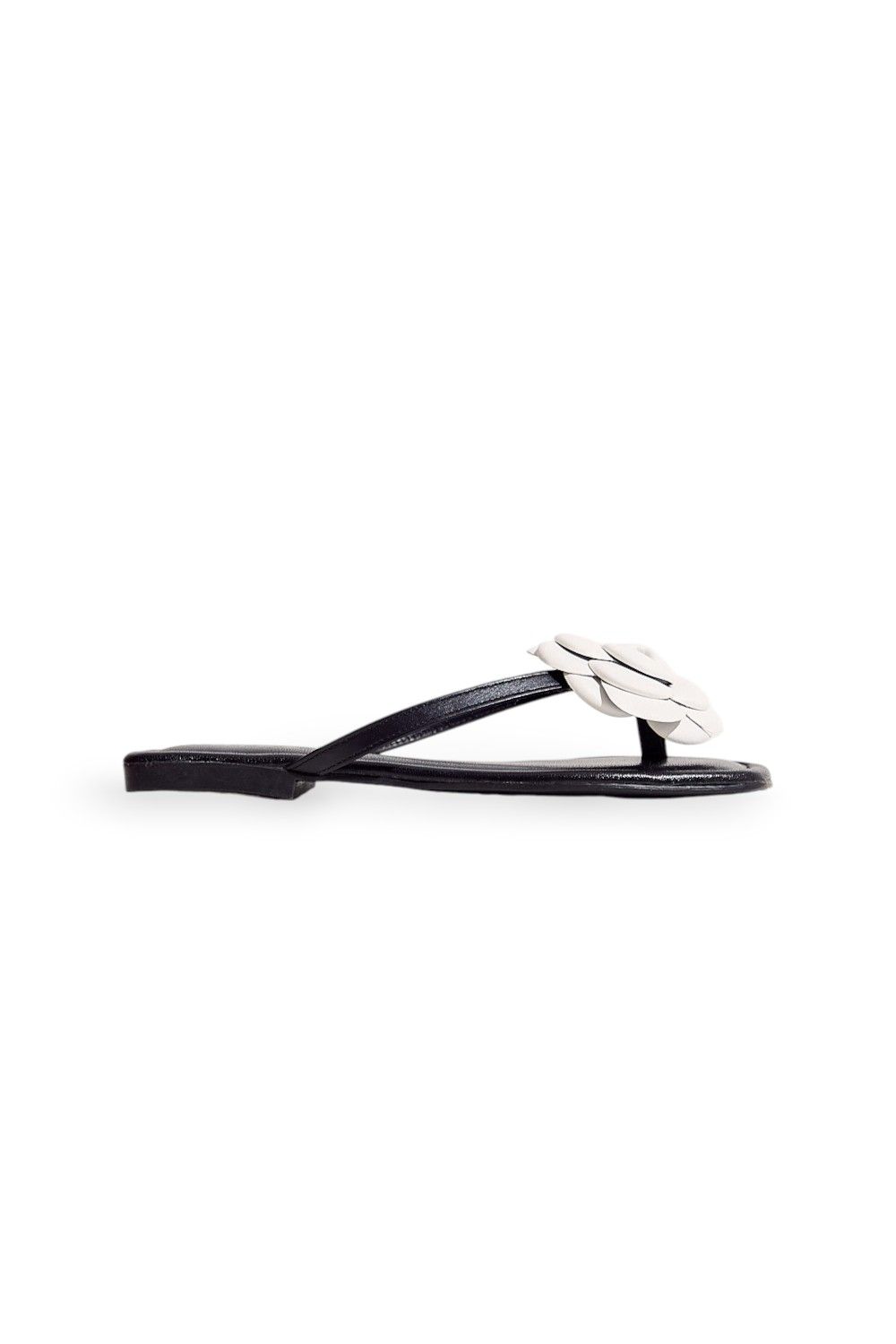 FLORA - RASTEIRA FEMININA FLOR PRETO E BRANCO FLORA - RASTEIRA FEMININA FLOR PRETO E BRANCO