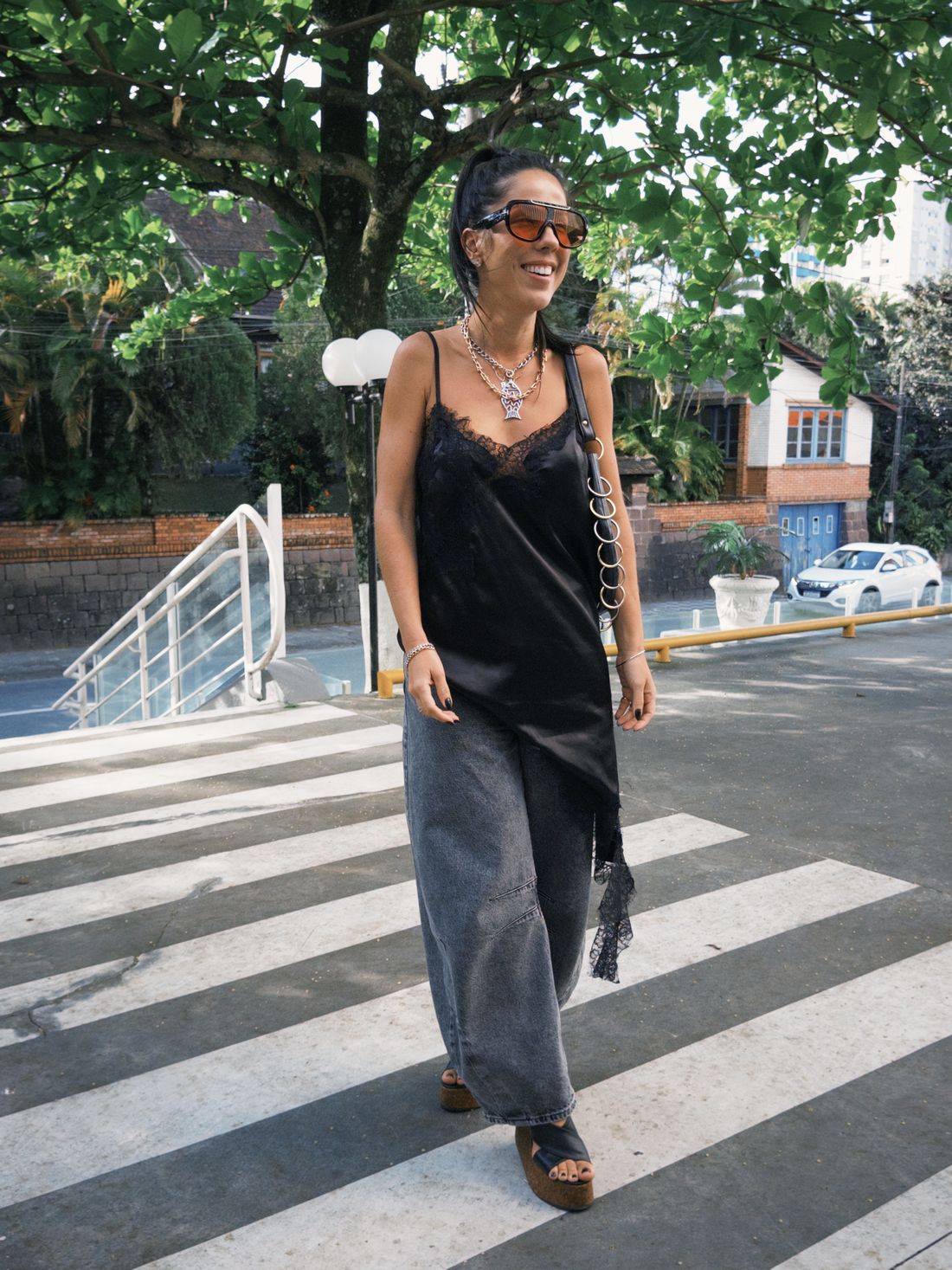 ASHLEY - SANDÁLIA PLATAFORMA CORTIÇA FEMININA PRETA
