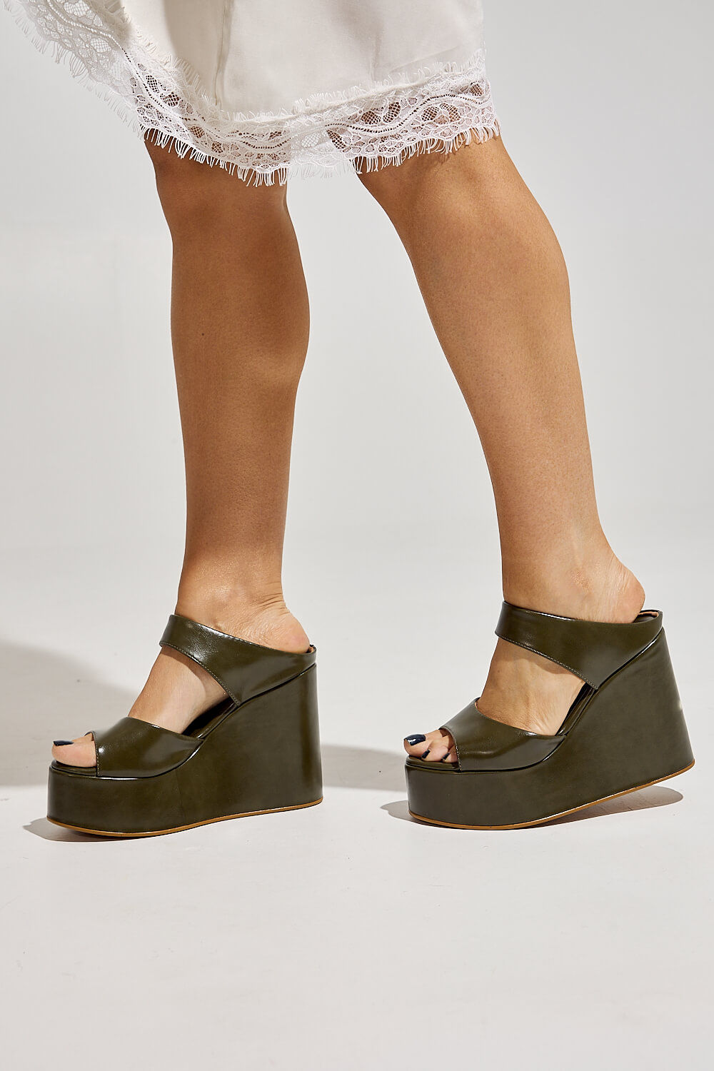 MILEY - TAMANCO PLATAFORMA FEMININO VERDE MILEY - TAMANCO PLATAFORMA FEMININO VERDE