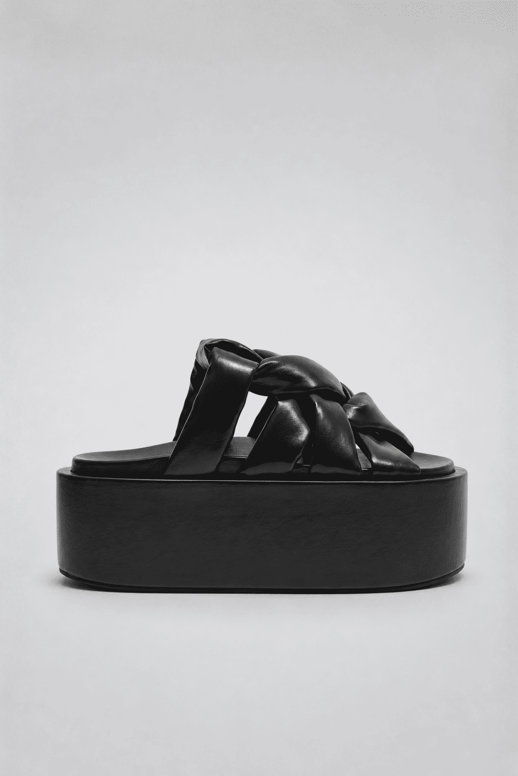 DARIELE - TAMANCO FLATFORM FEMININO PRETO