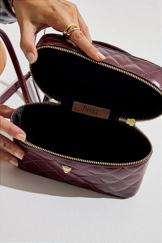 AGNES - BOLSA FEMININA MATELASSÊ LATERAL BORDÔ