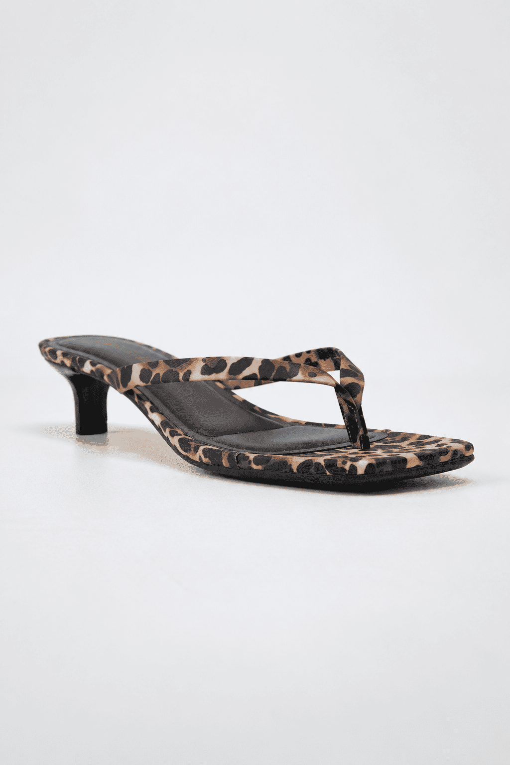 CAT - TAMANCO FEMININO DEDO SALTO BAIXO ANIMAL PRINT CAT - TAMANCO FEMININO DEDO SALTO BAIXO ANIMAL PRINT