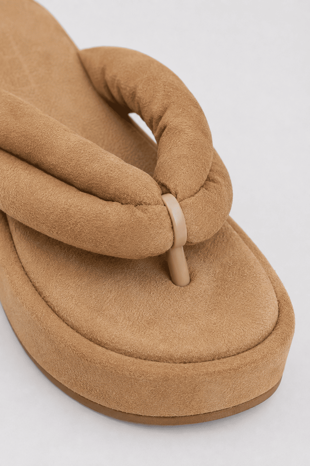 SAKURA - CHINELO FLATFORM TIRAS PUFFER CAMURÇA BEGE SAKURA - CHINELO FLATFORM TIRAS PUFFER CAMURÇA BEGE