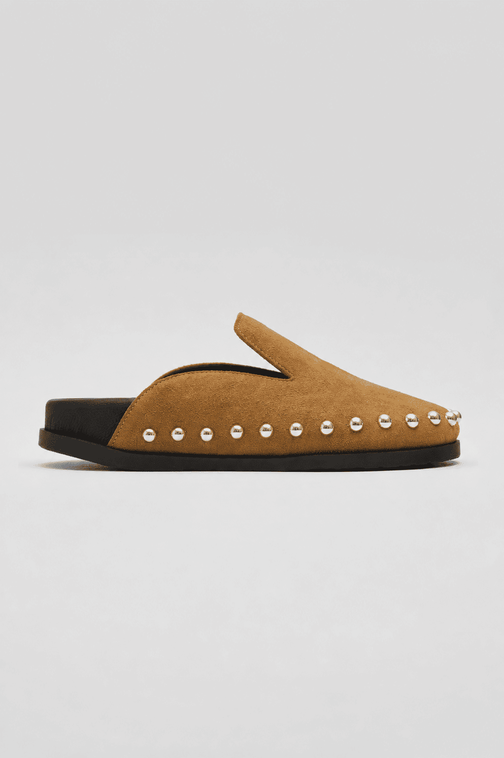 EMMA - CLOG FEMININO TACHAS COURO BEGE EMMA - CLOG FEMININO TACHAS COURO BEGE