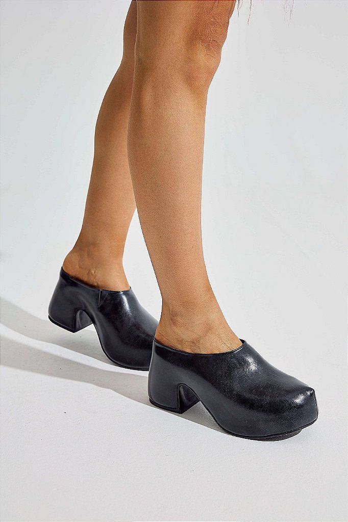 NINA - TAMANCO FEMININO PRETO NINA - TAMANCO FEMININO PRETO