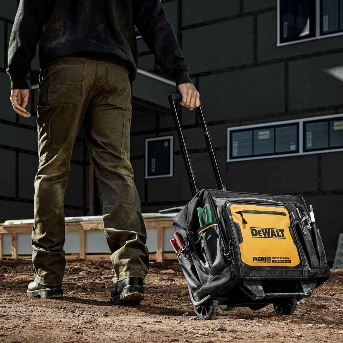 Bolsa Multitask Com Rodinhas DeWalt 18"