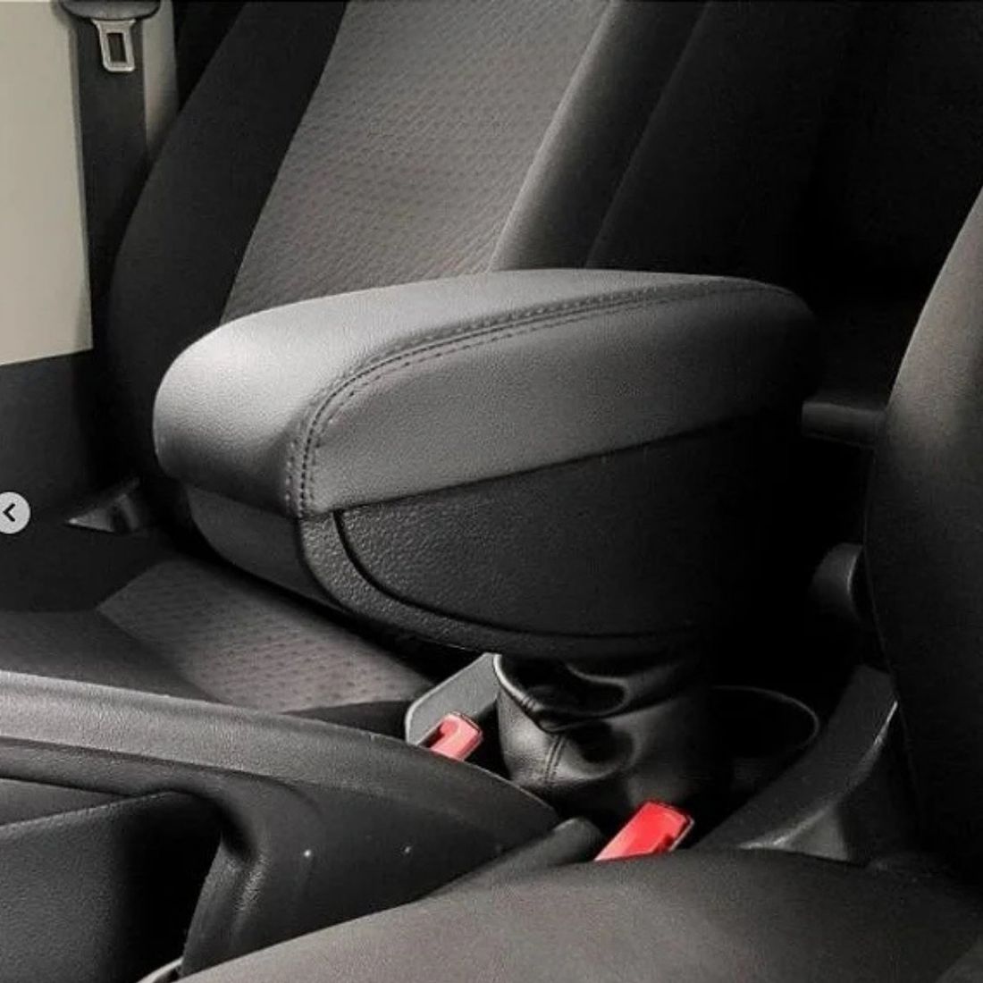 Apoio Braço VW UP Após 2014 Cor Cinza C/Linha Cinza
