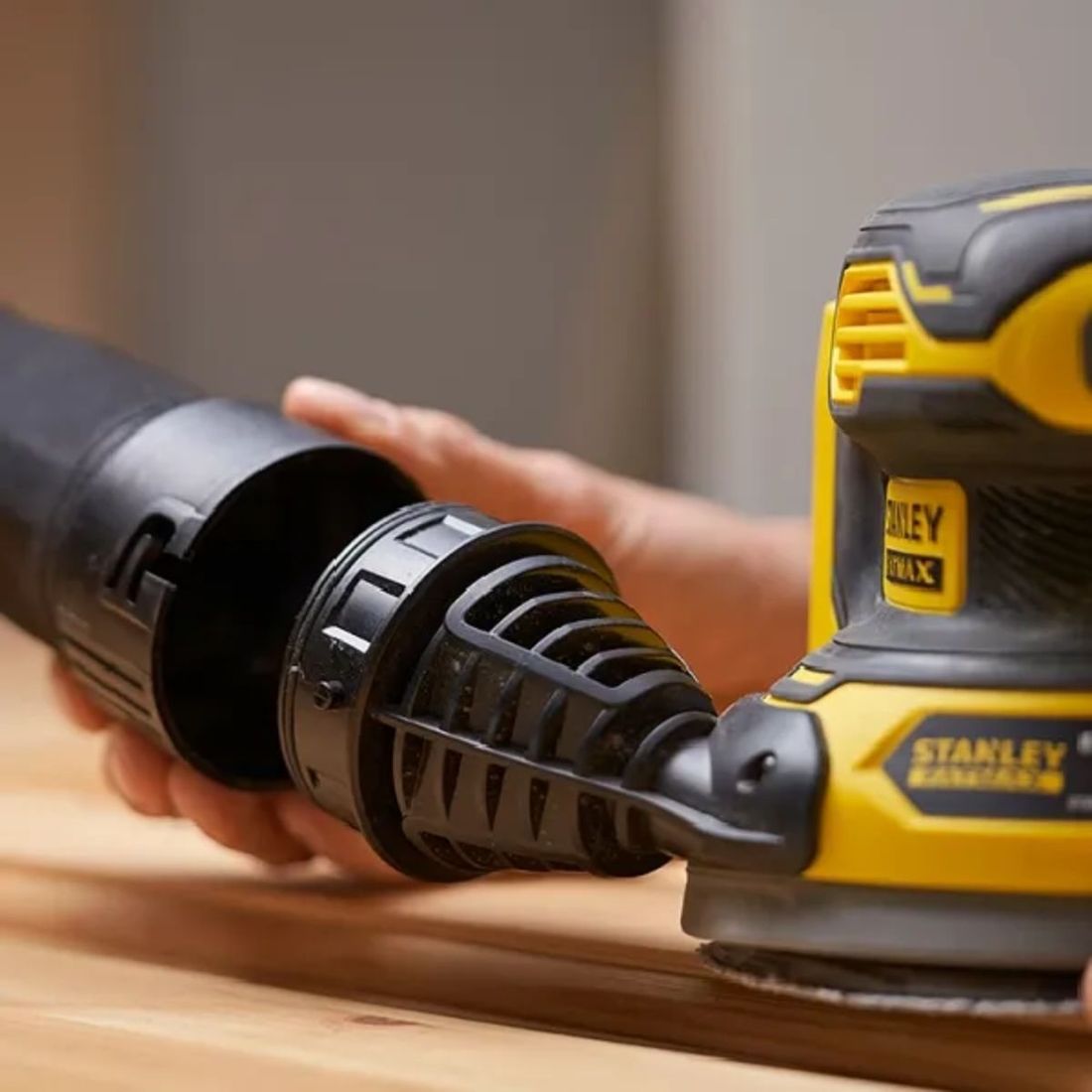 Lixadeira Roto Orbital 5" 20V SCS220B-B3 Stanley