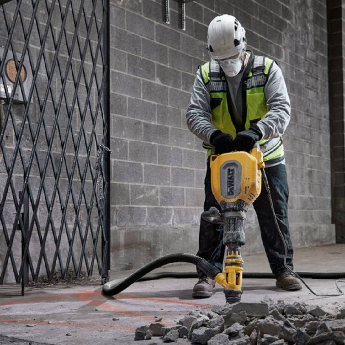 MARTELO DEMOLIDOR SDS-MAX 11KG 27J 1700W DEWALT MARTELO DEMOLIDOR SDS-MAX 11KG 27J 1700W DEWALT