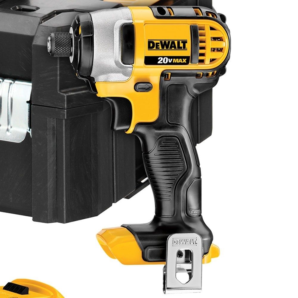 Combo DeWalt DCK222D2T-BR Parafusadeira/Furadeira Impacto + Parafusadeira Impacto 20V Combo DeWalt DCK222D2T-BR Parafusadeira/Furadeira Impacto + Parafusadeira Impacto 20V