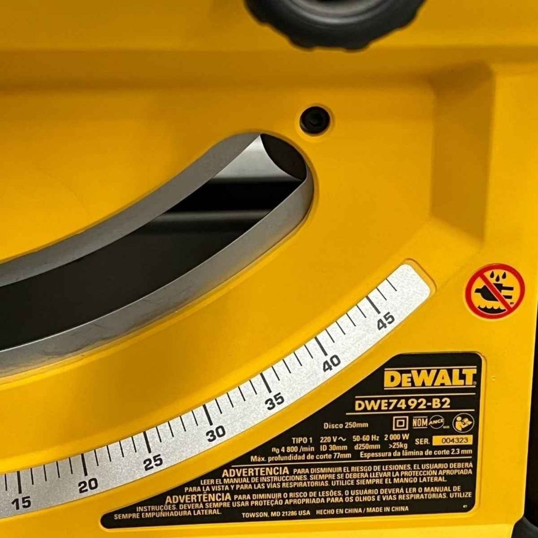 Serra Circular de Bancada 10" 2000W 220V DWE7492-B2 DeWalt Serra Circular de Bancada 10" 2000W 220V DWE7492-B2 DeWalt