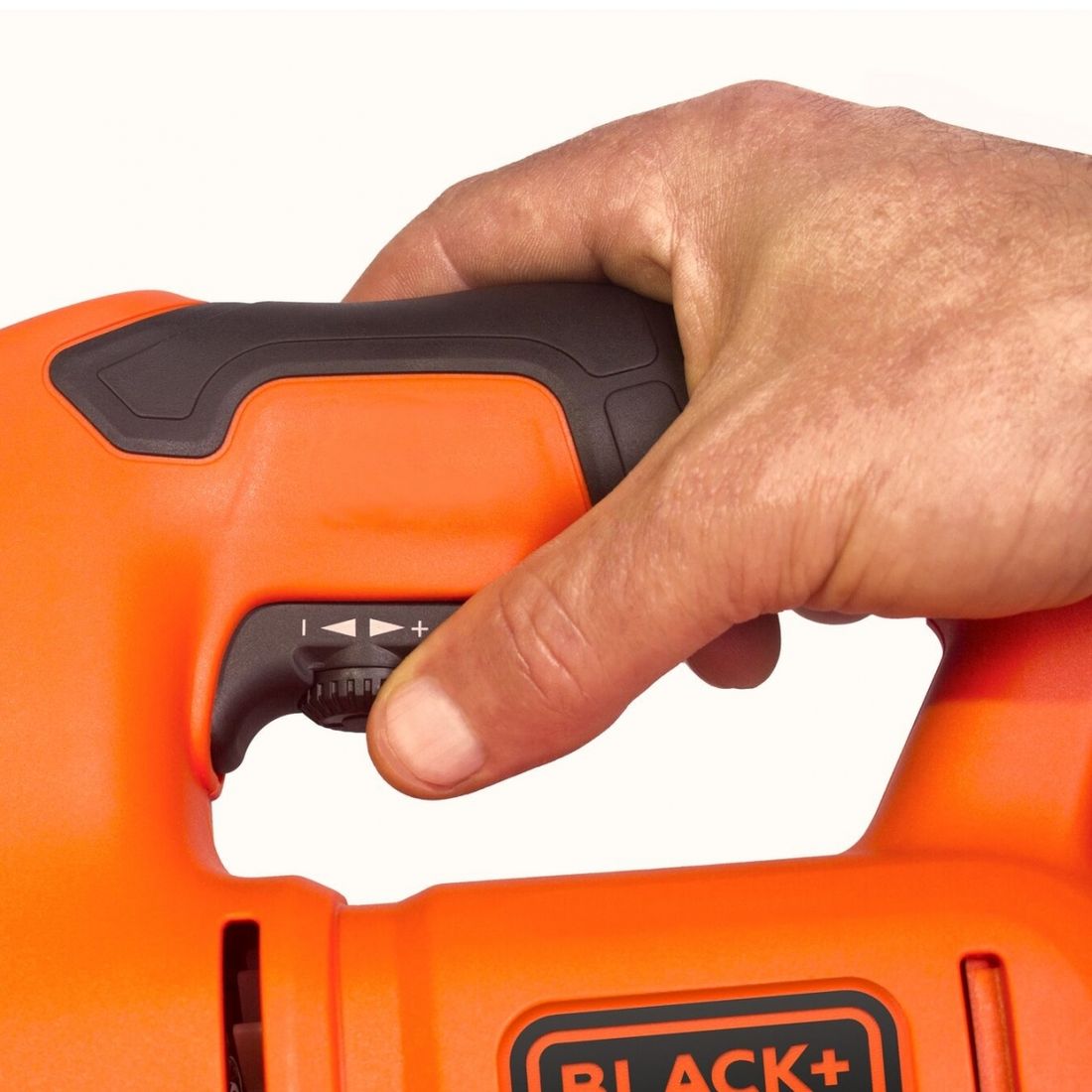 Serra Tico-Tico 400W 220V Velocidade Variável Black+Decker Serra Tico-Tico 400W 220V Velocidade Variável Black+Decker