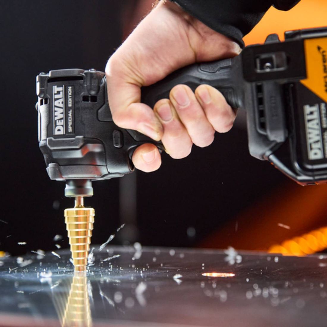 COMBO MCLAREN DEWALT PARAFUSADEIRA/FURADEIRA E PARAUSADEIRA IMPACTO 20V COMBO MCLAREN DEWALT PARAFUSADEIRA/FURADEIRA E PARAUSADEIRA IMPACTO 20V