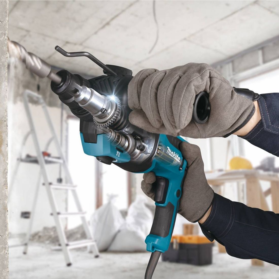 Martelete Combinado Makita 26mm SDS 800W 220V Com Maleta Martelete Combinado Makita 26mm SDS 800W 220V Com Maleta