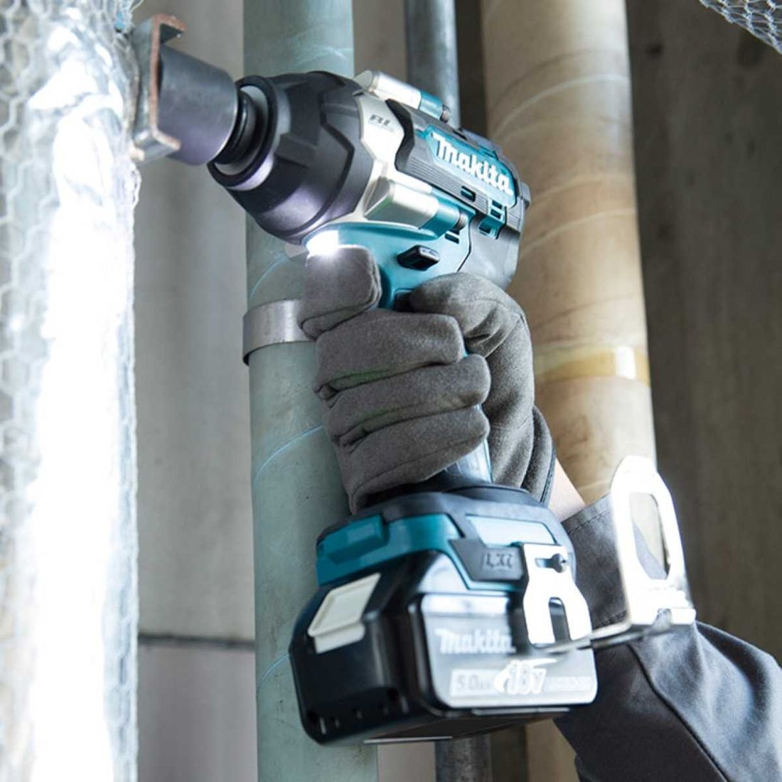 Chave Impacto 1/2" Makita DTW700Z 18V Torque 70kg Sem Bateria