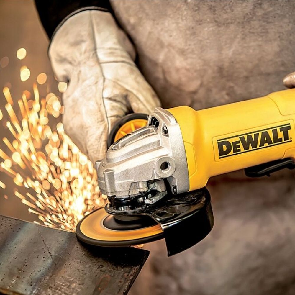 Esmerilhadeira Angular 5" 1200W 220V DWE4212-B2 DeWalt Esmerilhadeira Angular 5" 1200W 220V DWE4212-B2 DeWalt