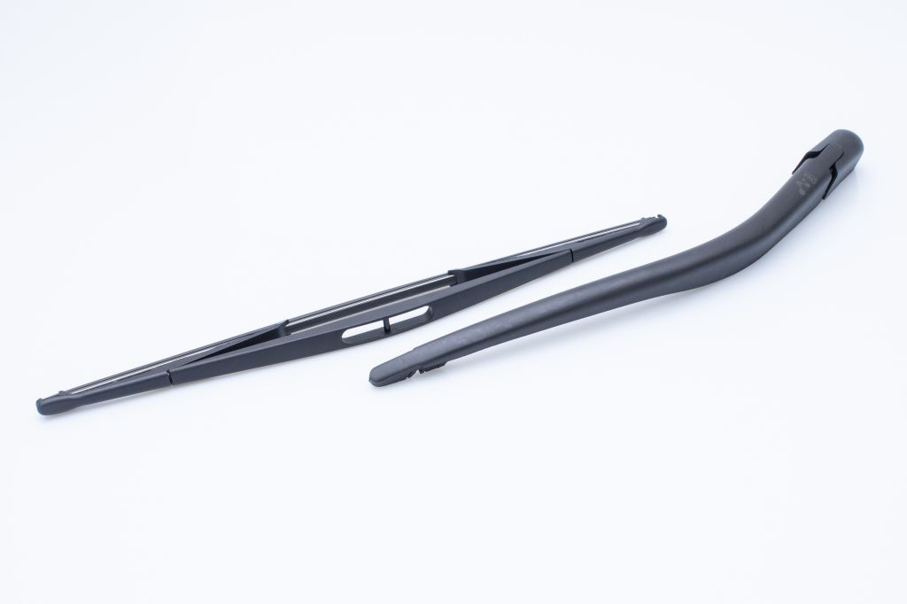 Kit Braço Limpador Traseiro Zafira 2001 A 2012
