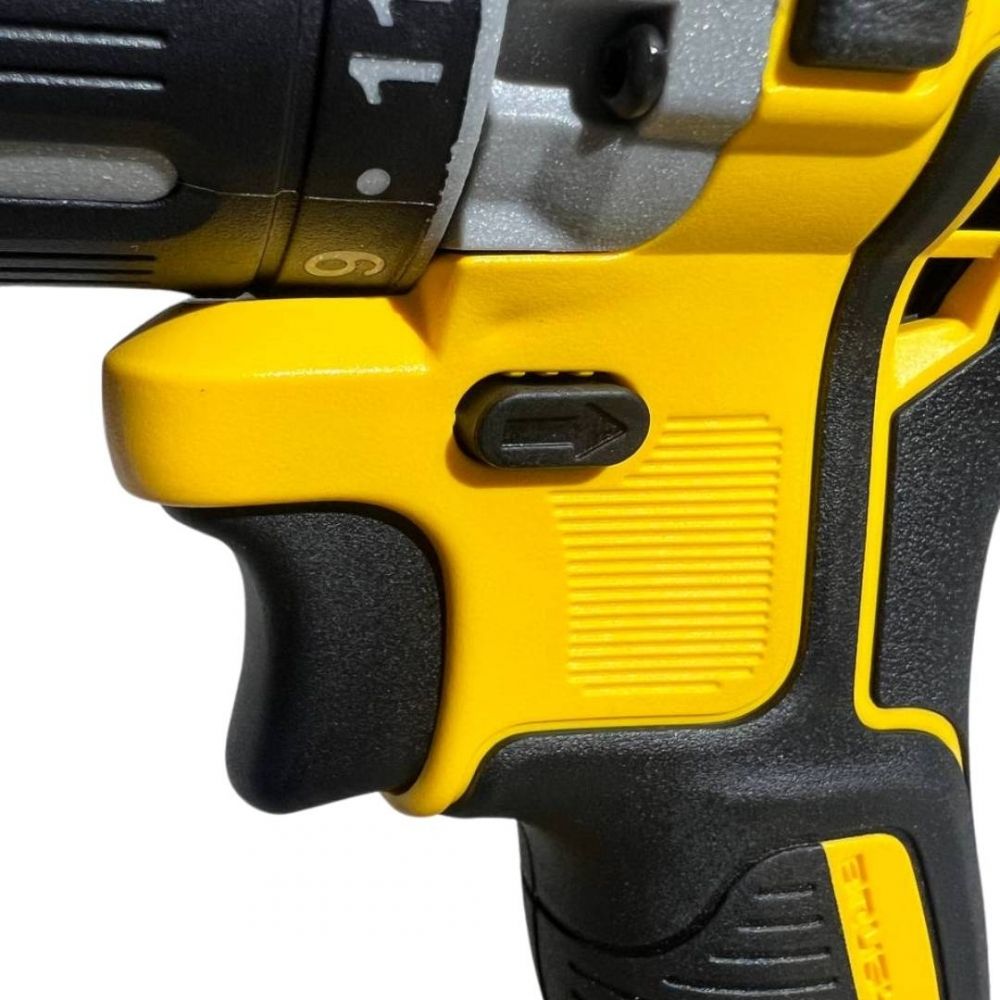 Parafusadeira e Furadeira de Impacto 1/2" 20V DCD796B DeWalt Parafusadeira e Furadeira de Impacto 1/2" 20V DCD796B DeWalt